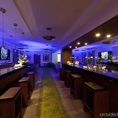 Hotel Premier Weisser Hase Pasawa