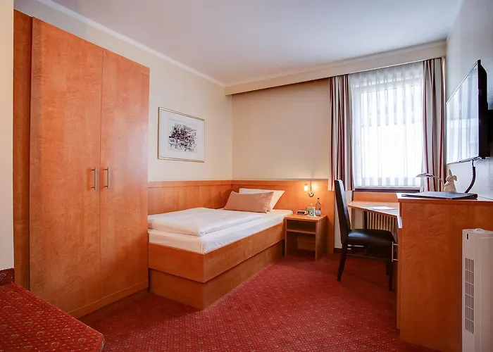Hotel Premier Weisser Hase 3*