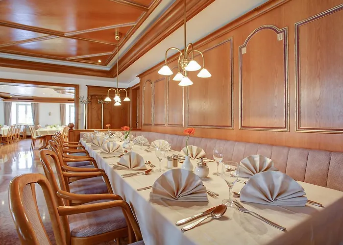 Hotel Premier Weisser Hase Passau
