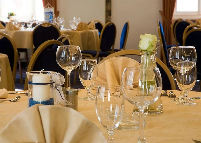 Premier Weisser Hase Отель 3*